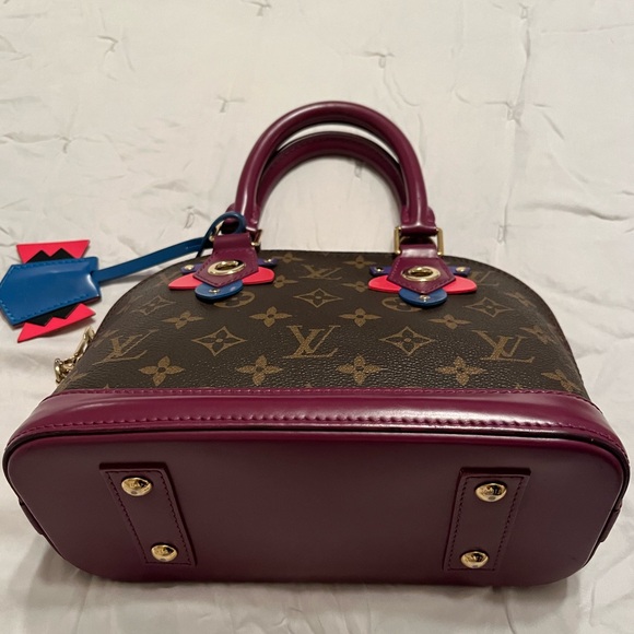✨️💎Authentic Louis Vuitton Limited Edition Alma BB  monogram Totem - Picture 5 of 13
